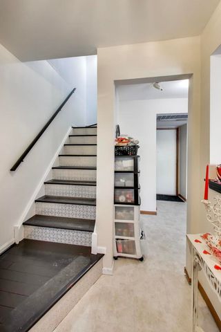 29 N Macgillis Drive 23-3, Round Lake, IL 60073