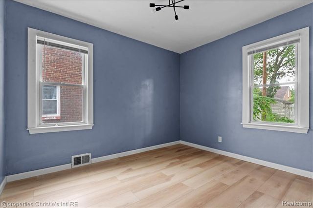 9624 Prest Street, Detroit, MI 48227