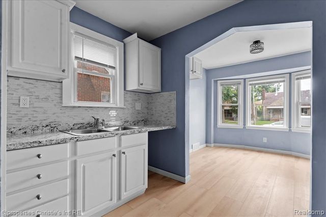 9624 Prest Street, Detroit, MI 48227