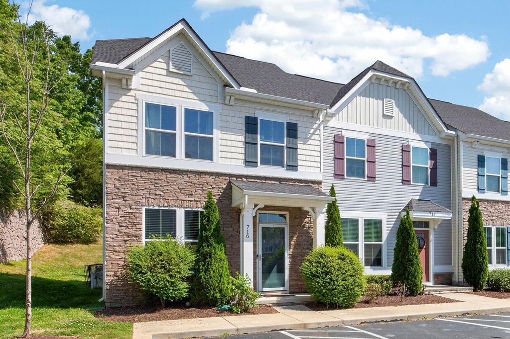 4316 Summercrest Blvd Unit 716, Antioch, TN 37013