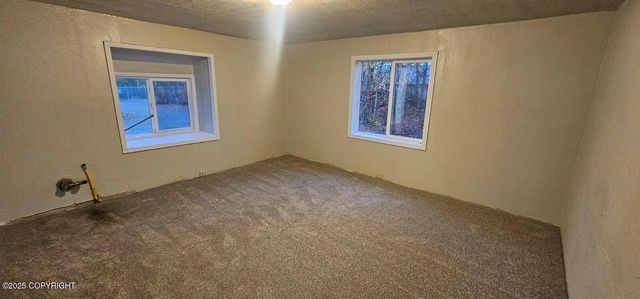 12716 W Hawk Lane, Houston, AK 99694