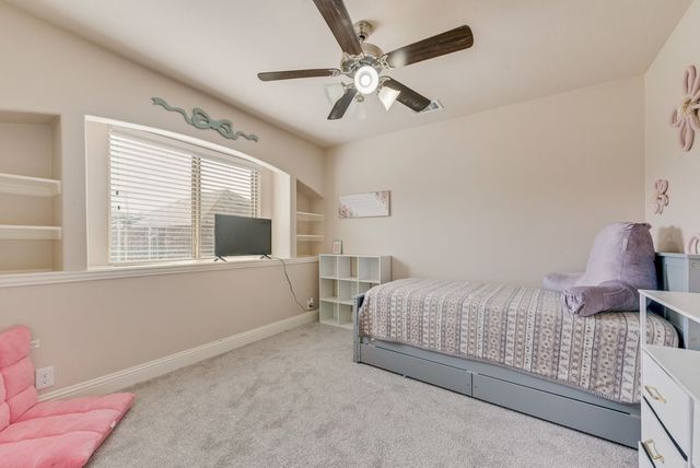 102 Cimmaron Court, Alvarado, TX 76009