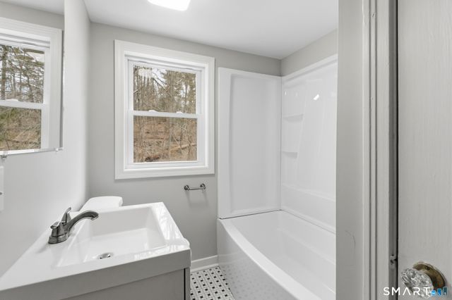 217 East Waterbury Road, Naugatuck, CT 06770