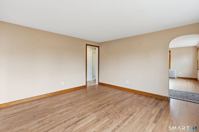 217 East Waterbury Road, Naugatuck, CT 06770