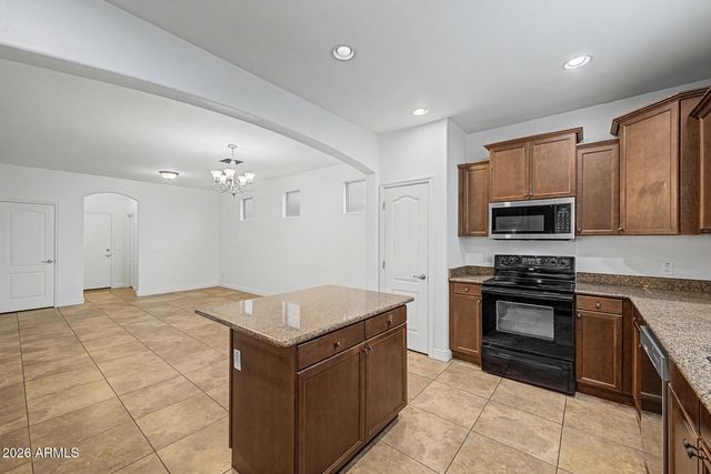 3331 E JASPER Drive, Gilbert, AZ 85296