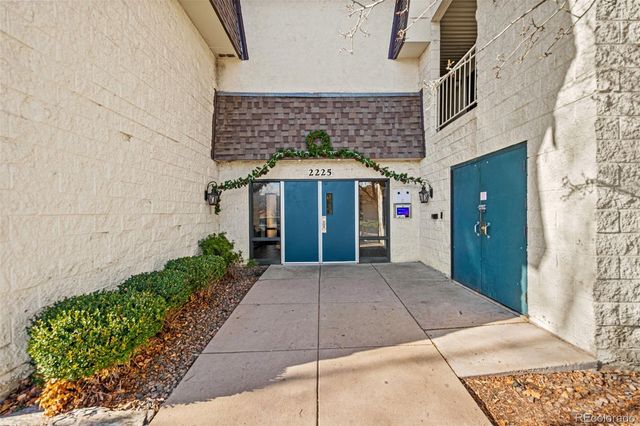 2225 S Jasmine Street 217, Denver, CO 80222