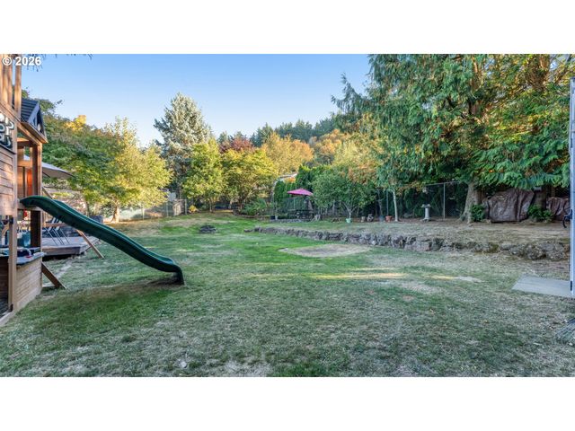 466 Sw 6TH St, Gresham, OR 97080