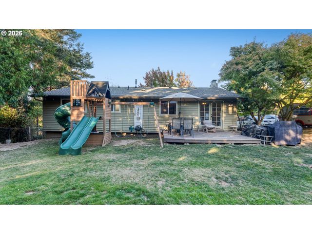466 Sw 6TH St, Gresham, OR 97080