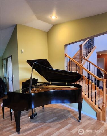 3930 205th Place SW, Lynnwood, WA 98036