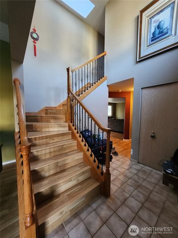 3930 205th Place SW, Lynnwood, WA 98036