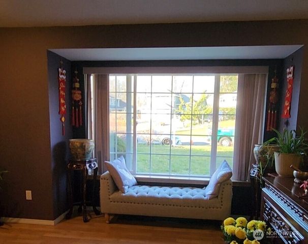 3930 205th Place SW, Lynnwood, WA 98036