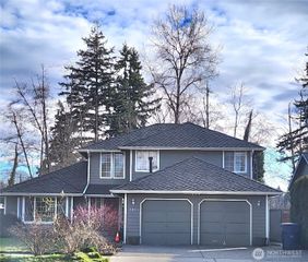 3930 205th Place SW, Lynnwood, WA 98036