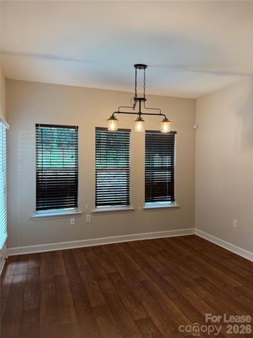 5915 Pisgah Way, Charlotte, NC 28217