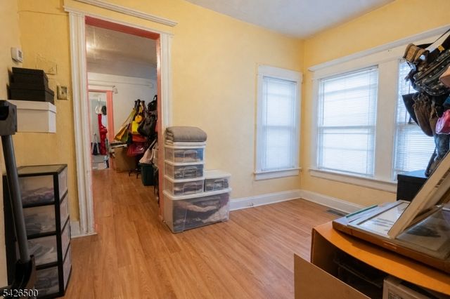 38 Eckert Ave, Newark City, NJ 07112