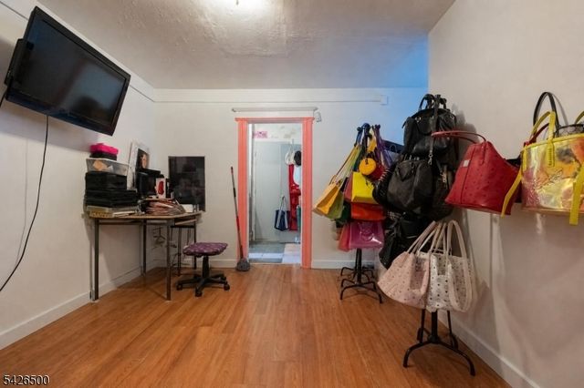 38 Eckert Ave, Newark City, NJ 07112