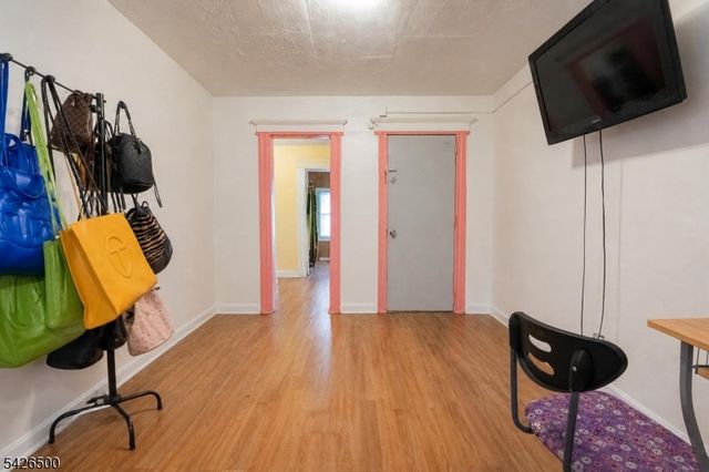 38 Eckert Ave, Newark City, NJ 07112