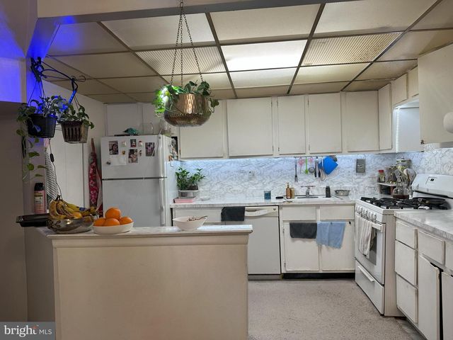 7525 CALVERT ST, Philadelphia, PA 19152