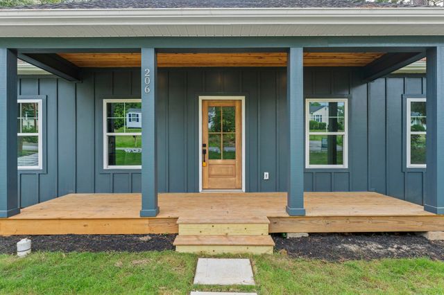 206 Princeton Avenue, Greenville, SC 29607