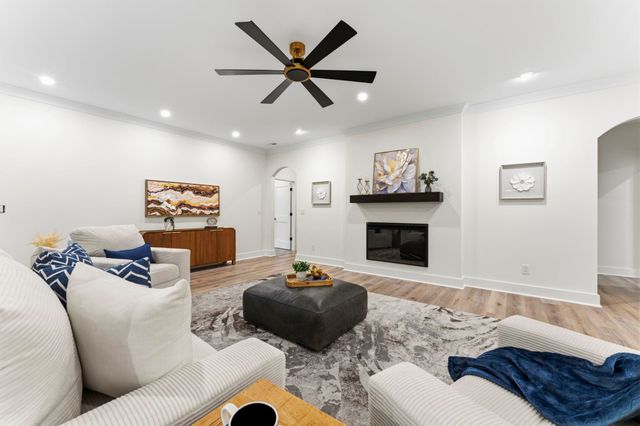 206 Princeton Avenue, Greenville, SC 29607