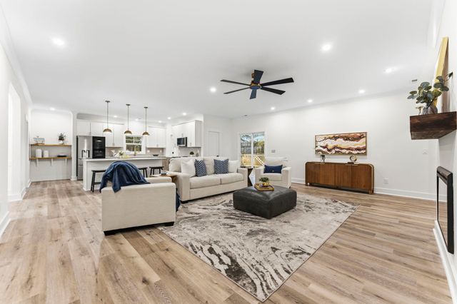 206 Princeton Avenue, Greenville, SC 29607
