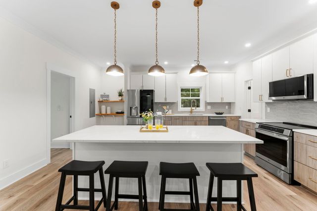 206 Princeton Avenue, Greenville, SC 29607