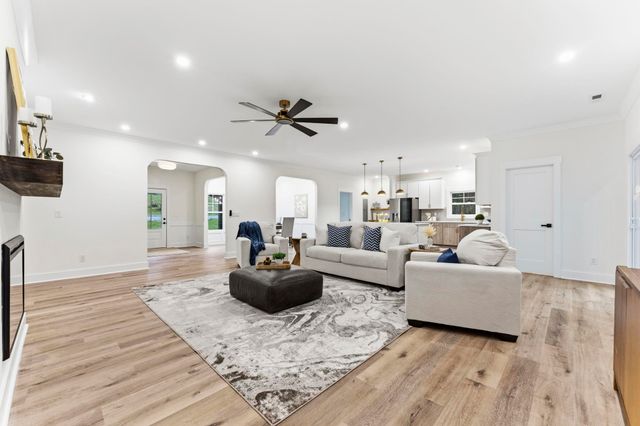 206 Princeton Avenue, Greenville, SC 29607