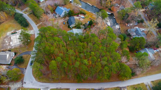 50 Gilgo Road, Oriental, NC 28571