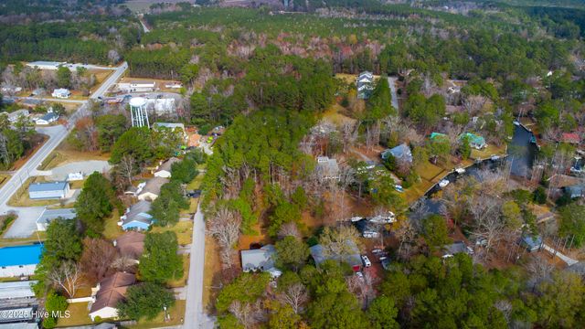 50 Gilgo Road, Oriental, NC 28571