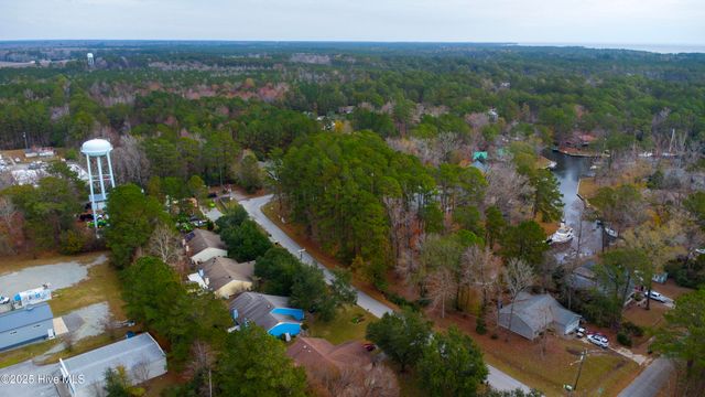50 Gilgo Road, Oriental, NC 28571