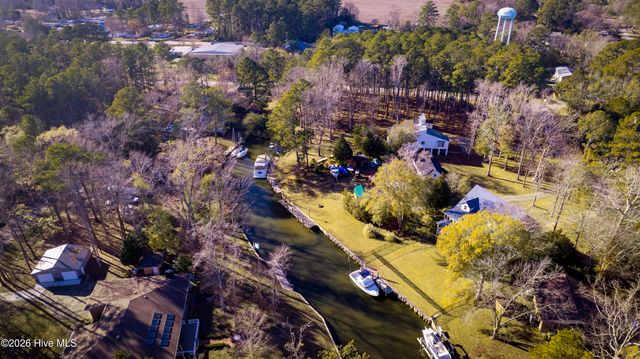 50 Gilgo Road, Oriental, NC 28571