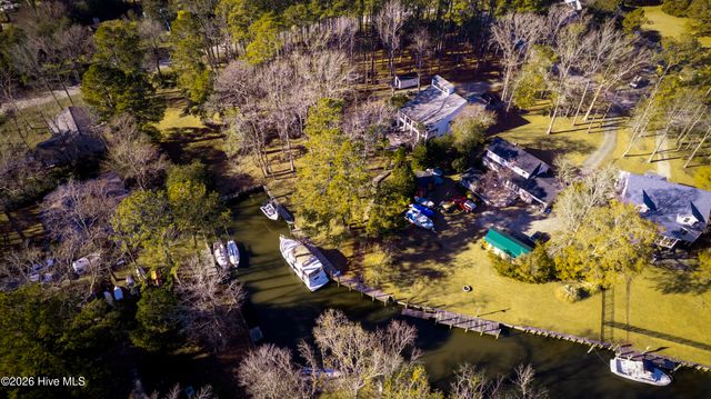 50 Gilgo Road, Oriental, NC 28571