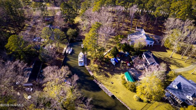 50 Gilgo Road, Oriental, NC 28571