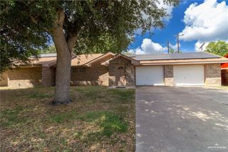 1420 W Cherry Blossom Circle, Weslaco, TX 78596