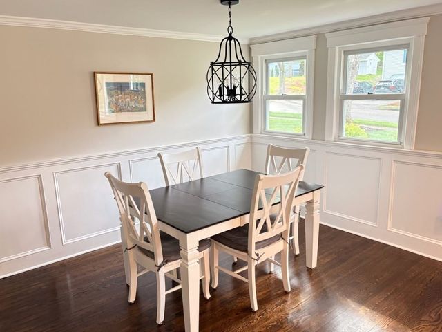 11 Gerry Rd, Lynnfield, MA 01940