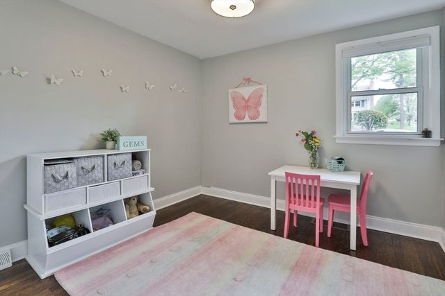 11 Gerry Rd, Lynnfield, MA 01940