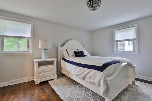 11 Gerry Rd, Lynnfield, MA 01940