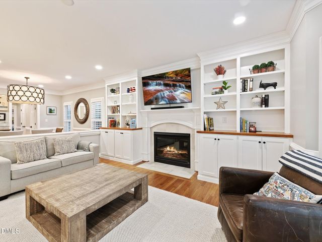 4201 Falls River Avenue, Raleigh, NC 27614