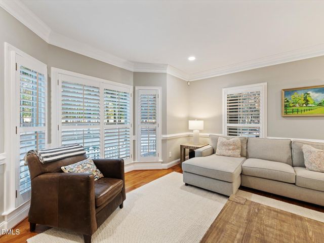 4201 Falls River Avenue, Raleigh, NC 27614