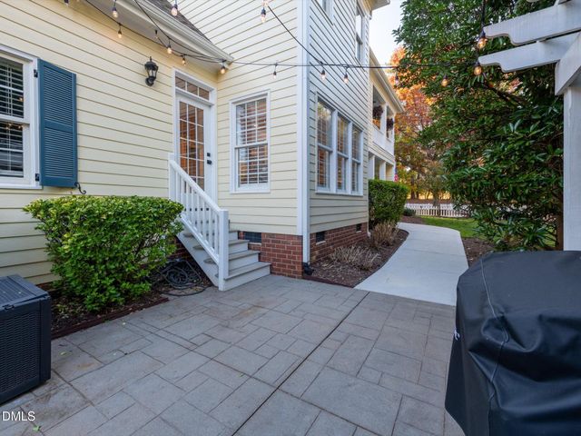 4201 Falls River Avenue, Raleigh, NC 27614