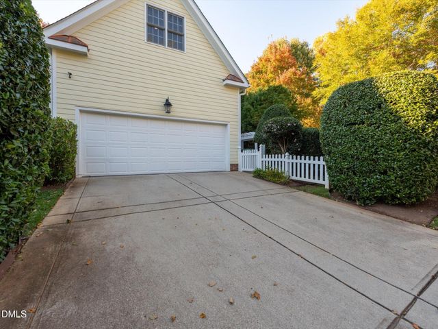 4201 Falls River Avenue, Raleigh, NC 27614