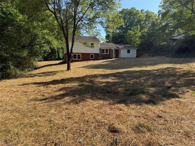 245 Logan Court, King, NC 27021