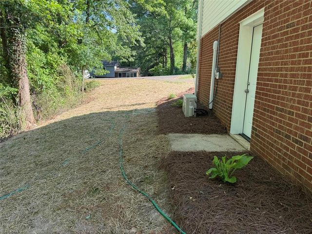 245 Logan Court, King, NC 27021