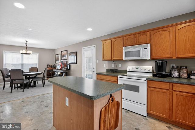 1103 STATION DR, La Plata, MD 20646