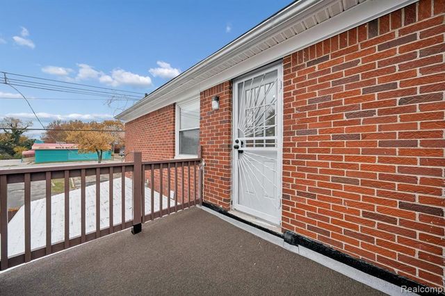 16891 Avon Avenue, Detroit, MI 48219