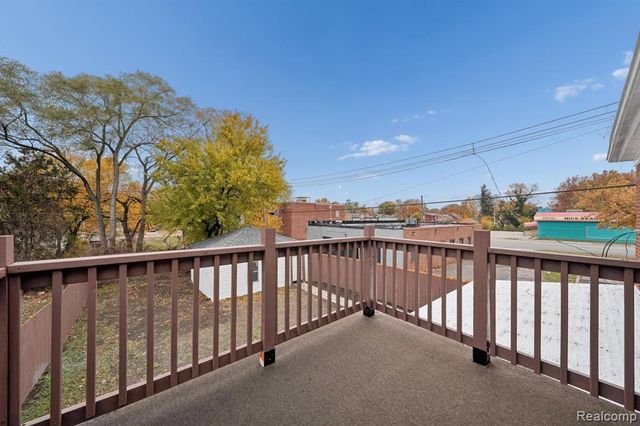 16891 Avon Avenue, Detroit, MI 48219