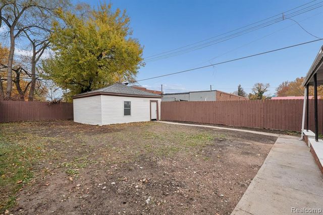 16891 Avon Avenue, Detroit, MI 48219