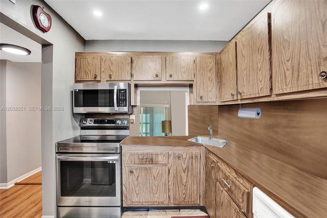 5961 NW 61st Avenue 310, Tamarac, FL 33319