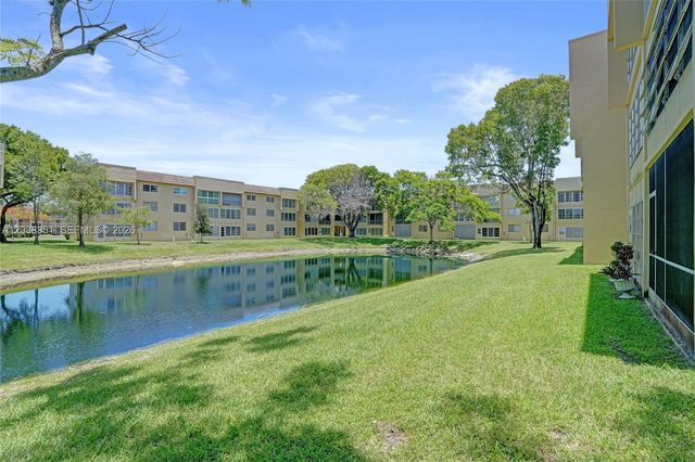 5961 NW 61st Avenue 310, Tamarac, FL 33319