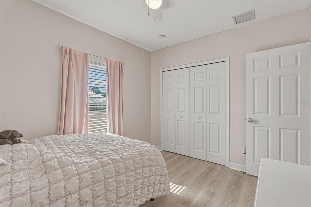 Image 34 of property listing at 634 CARMEL ROAD, Venice, FL 34293