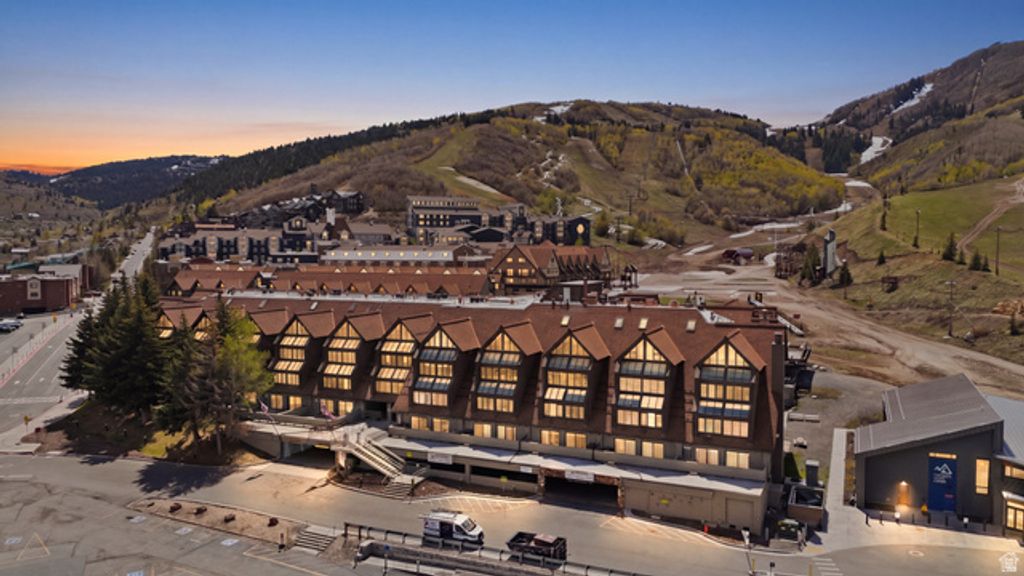 Image 2 of property listing at 1415 LOWELL AVE #B210, Park City, UT 84060